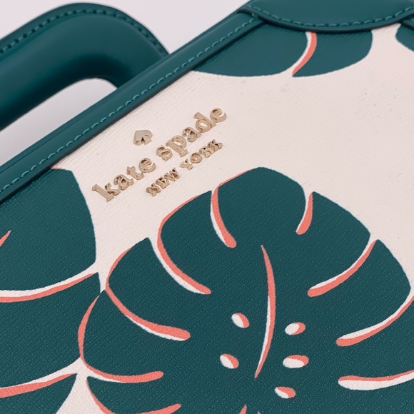 Kate Spade monstera leaves traveler trunk crossbody bag - Picture 8 of 13